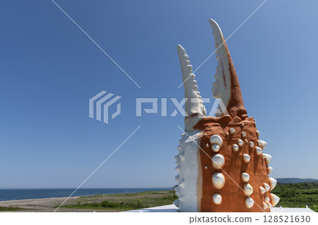北海道紋別的蟹爪雕塑 北海道紋別的蟹爪雕塑 128521630
