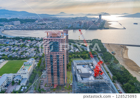 (Fukuoka Prefecture) Evening view of Hakata Bay from Fukuoka Tower 128525093