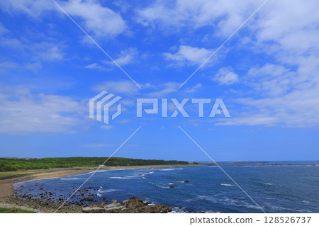 Places where the sea can be seen Places where the sea can be seen 128526737