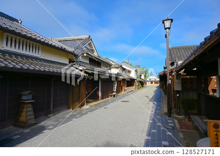 Kawaramachi wife entrance merchant group Tamba Sasayama Kawaramachi wife entrance merchant group Tamba Sasayama 128527171