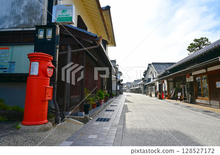 河原町妻子入口商人組Tamba Sasayama 河原町妻子入口商人組Tamba Sasayama 128527172