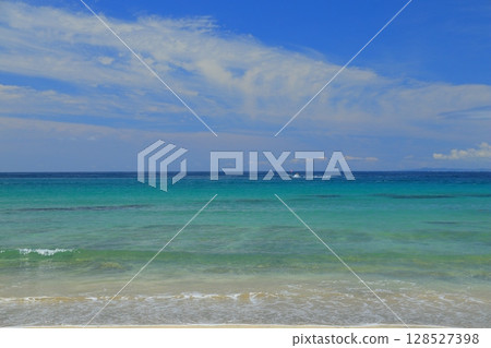 Beautiful beach Beautiful beach 128527398