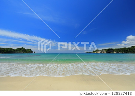 Beautiful beach Beautiful beach 128527418
