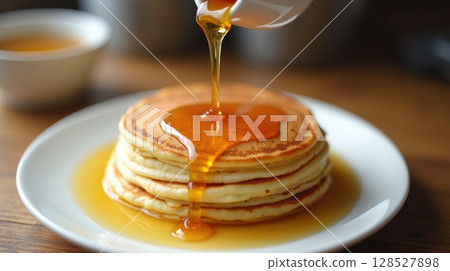 pancakes with honey 128527898