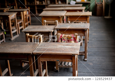 A nostalgic Showa-era classroom A nostalgic Showa-era classroom 128529437
