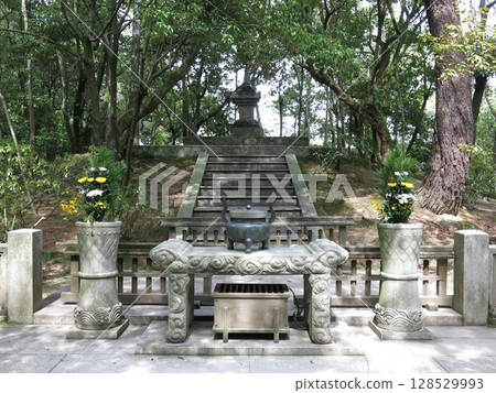 The tomb of Monk Ganjin at Toshodaiji Temple in Nara City The tomb of Monk Ganjin at Toshodaiji Temple in Nara City 128529993
