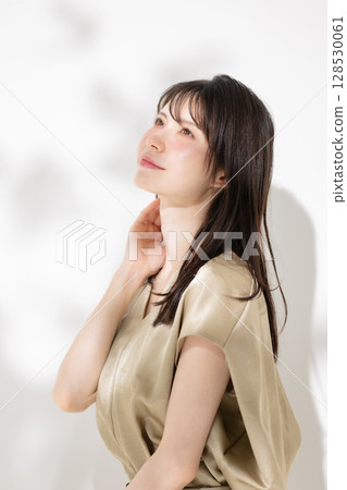 中年女性美容保養 中年女性美容保養 128530061