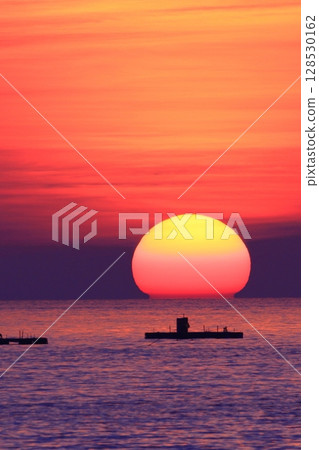Sunset over Fukuma Beach Sunset over Fukuma Beach 128530162