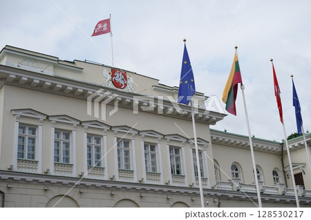 Office of the President of the Republic of Lithuania 128530217