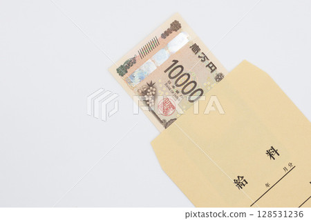 Pay envelope and 10,000 yen bill 128531236