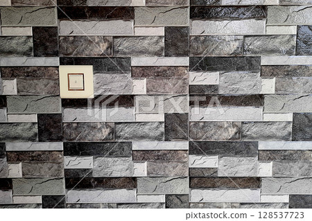 Skilful, Wall Tiles Lay-up Pattern 128537723