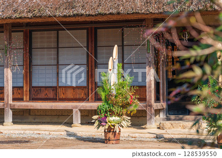 Kadomatsu and farmer's New Year image Kadomatsu and farmer's New Year image 128539550