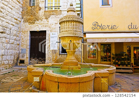 Vence village in southern France 128542154