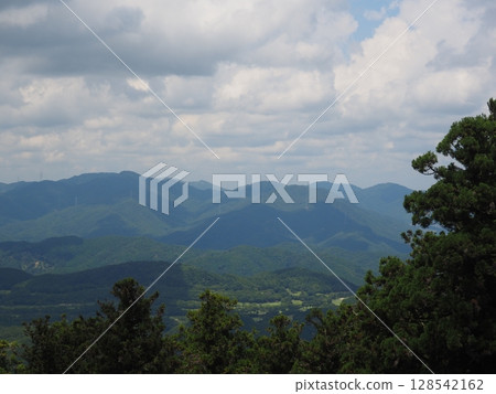 從能見度山眺望的美景 從能見度山眺望的美景 128542162