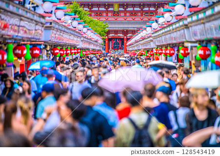 Tokyo cityscape in Japan Inbound tourism continues... It's like a foreign country... Sensoji Temple crowded with foreign tourists = July 17th 128543419