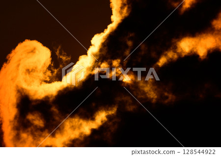 日落時的積雨雲 128544922