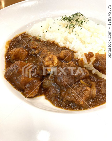 "Beef curry" eaten at a family restaurant 128545375