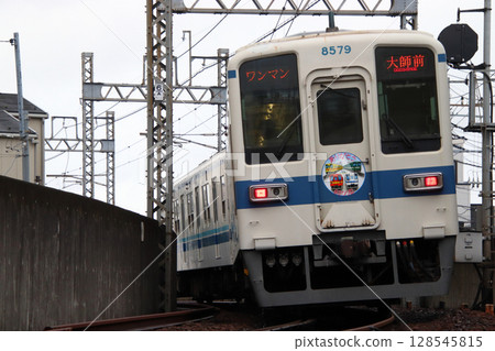 Tobu Daishi Line 8000 series train soon to be retired (one-man operation: Nishiarai ⇔ Daishi-mae) Tobu Daishi Line 8000 series train soon to be retired (one-man operation: Nishiarai ⇔ Daishi-mae) 128545815