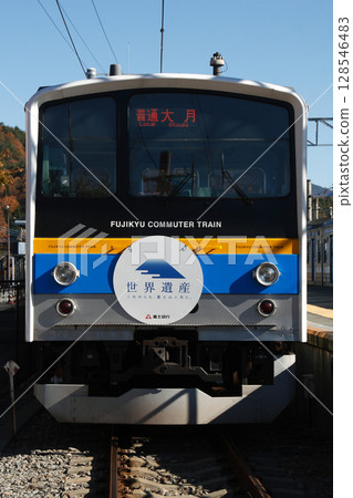 [FJ] Fujikyu Railway Line 6000 Series Train (Local: Otsuki⇔Kawaguchiko) 128546483