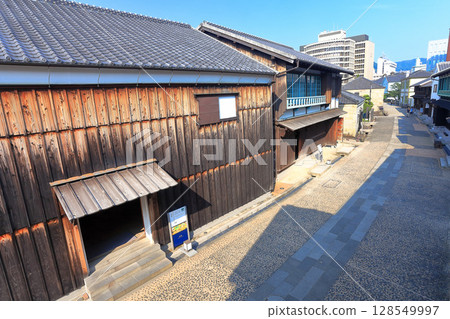 [Nagasaki Prefecture] Nagasaki Dejima under the clear sky 128549997