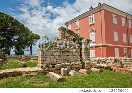 Ancient roman ruins in Porec, Croatia. 128550631