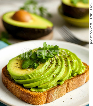 sandwich with avocado 128551426