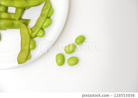 Delicious edamame beans on a plate 128553856