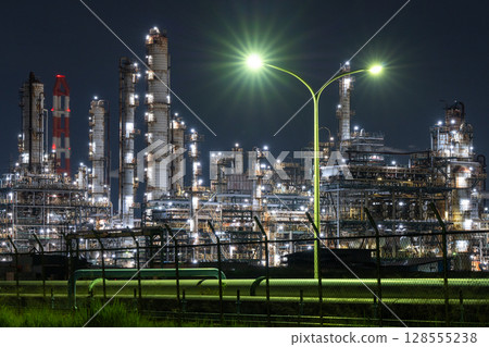 《Ibaraki Prefecture》 Kashima Seaside Industrial Zone / Factory Night View 128555238