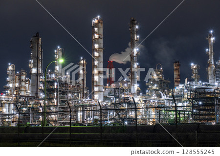 《Ibaraki Prefecture》 Kashima Seaside Industrial Zone / Factory Night View 128555245