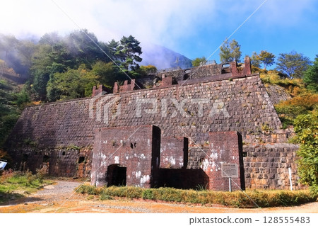 [Ehime Prefecture] Besshi Copper Mine in autumn with yellow leaves (Todaira, the Machu Picchu of the East) 128555483