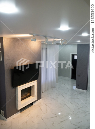 Fireplace in the living room. 128555600