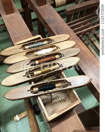 Wooden silk weaving loom shuttle Wooden silk weaving loom shuttle 128555800