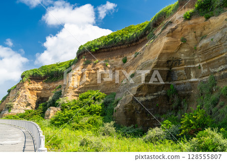 千葉縣:屏風浦、夏日藍天 千葉縣:屏風浦、夏日藍天 128555807