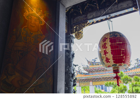 花寺裝飾：花神畫與紅燈籠 128555892