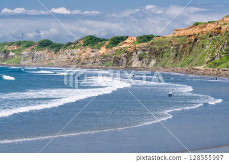 千葉縣:屏風浦、夏日藍天 千葉縣:屏風浦、夏日藍天 128555997
