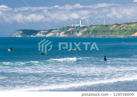 Chiba Prefecture: Byobugaura, summer blue sky Chiba Prefecture: Byobugaura, summer blue sky 128556009