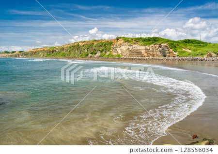 Chiba Prefecture: Byobugaura, summer blue sky Chiba Prefecture: Byobugaura, summer blue sky 128556034