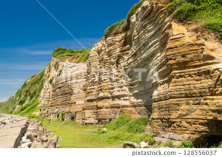 Chiba Prefecture: Byobugaura, summer blue sky Chiba Prefecture: Byobugaura, summer blue sky 128556037