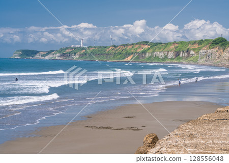 千葉縣：屏風浦、夏日藍天 128556048