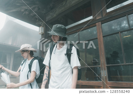 日式旅店 夫婦 情侶 128558240