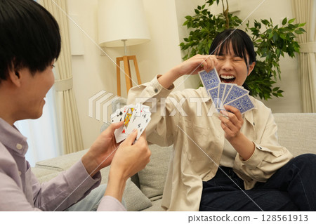 男女撲克牌 男女撲克牌 128561913