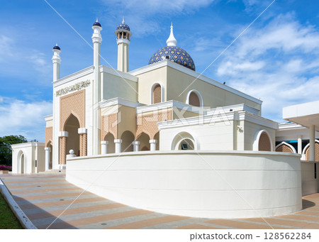 Brunei International Airport Mosque features stunning architecture in Bandar Seri Begawan during a clear day Brunei International Airport Mosque features stunning architecture in Bandar Seri Begawan during a clear day 128562284