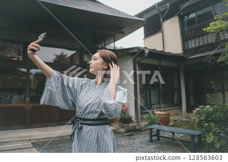 female, females, woman 128563603