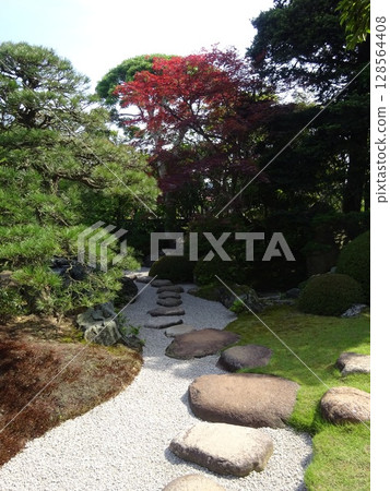 一個花園 一個花園 128564408
