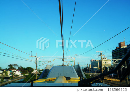 View from Doctor Yellow's observation dome 128566323