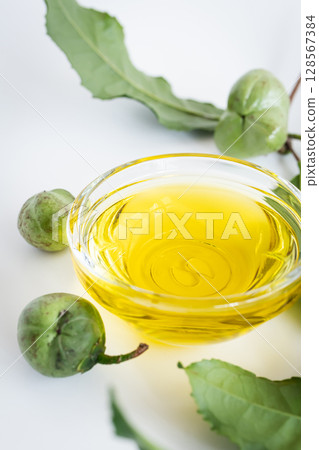 Tea seed oil Tea seed oil Tea oil Tea seed oil Tea seed oil Tea oil 128567384