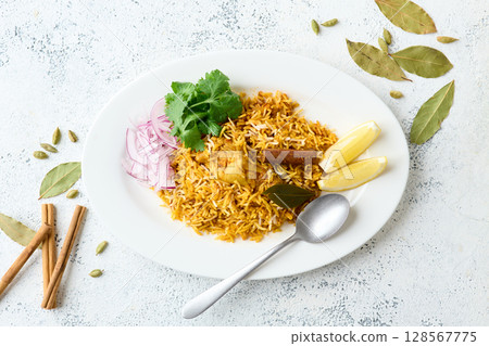 Chicken billi 128567775
