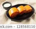 Traditional Fried Chinese Flower Bun with Wrinkled Texture 128568110