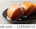 Traditional Fried Chinese Flower Bun with Wrinkled Texture 128568114