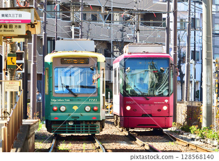 都電荒川線（東京櫻花電車）7700系列（7701）和8800系列（8801 128568140
